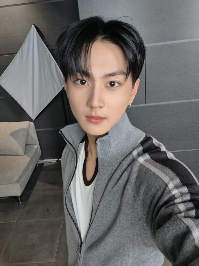 260406 Weverse: Jungwon