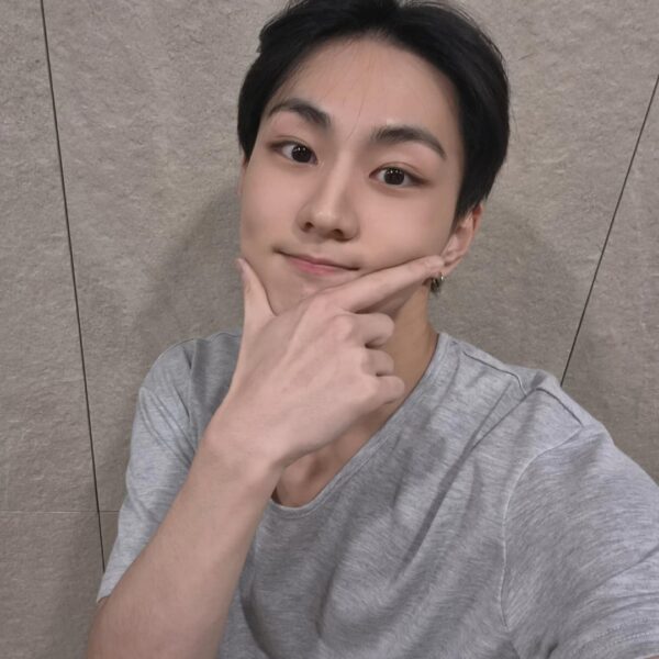 260401 Weverse: Jungwon