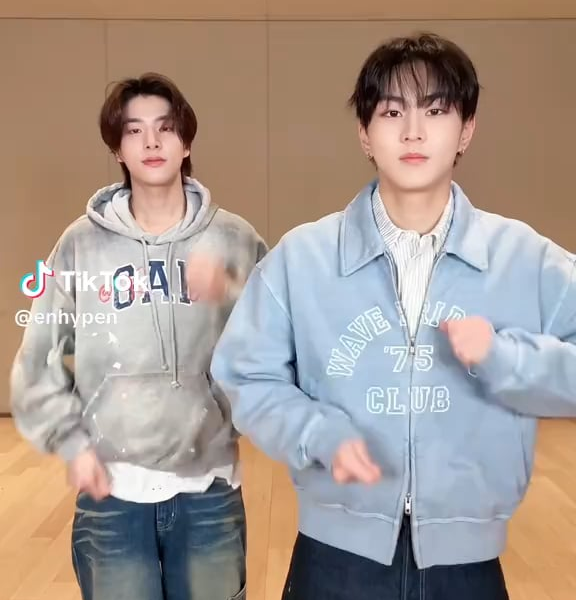 260423 TIKTOK ENHYPEN UPDATE: JAKE & JUNGWON