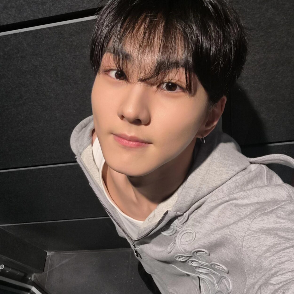 260402 Weverse: Jungwon (3)