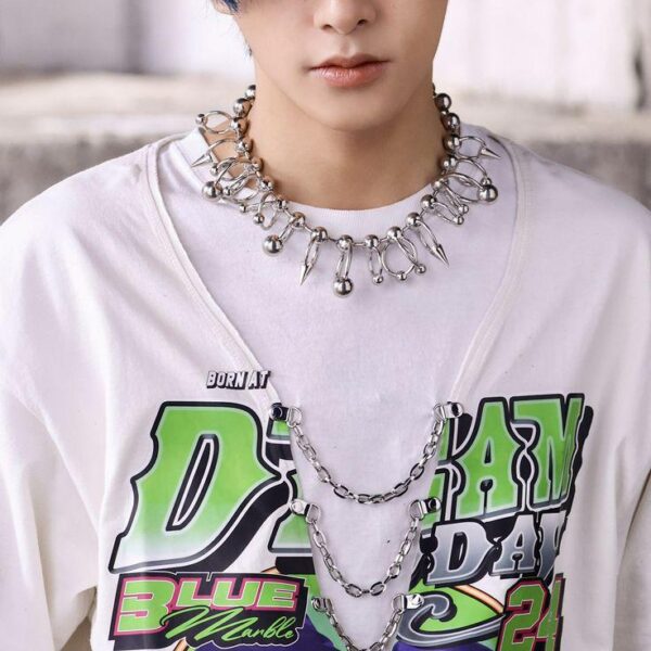 does anyone know what shirt this is?