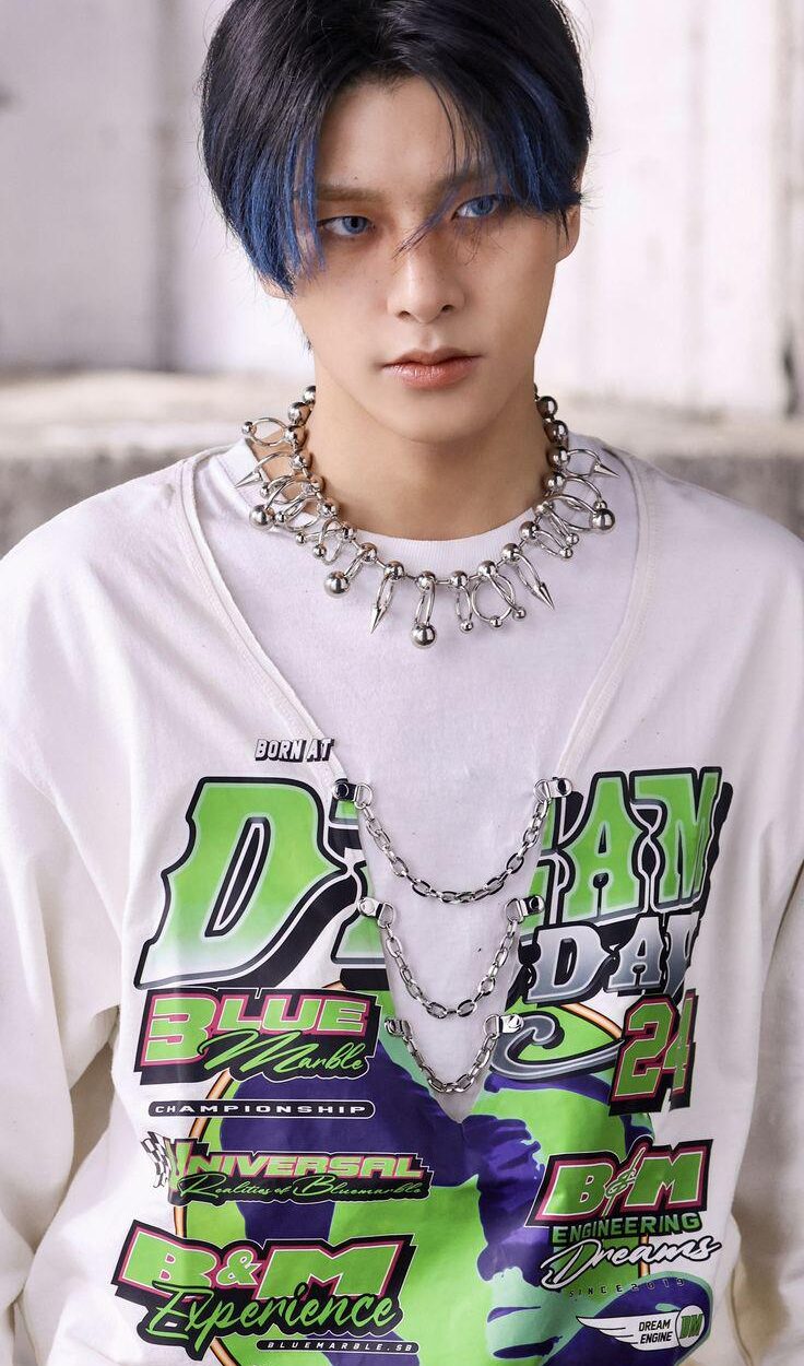 does anyone know what shirt this is?