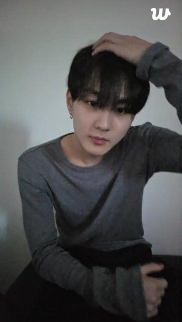 260505 [Weverse Live: Jungwon] 🫠