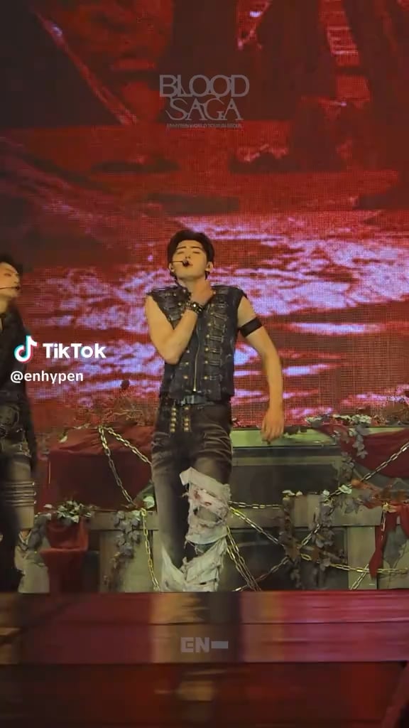 260503 ENHYPEN Tiktok: CRIMINAL LOVE @ BLOOD SAGA Seoul Day 2