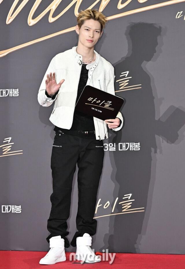 260511 Ni-Ki at the 'Michael' VIP Movie Premiere Photocall Event in Seoul [Media Photos]